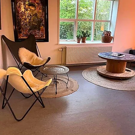 9 -hawkraft Kulturhotel 3*